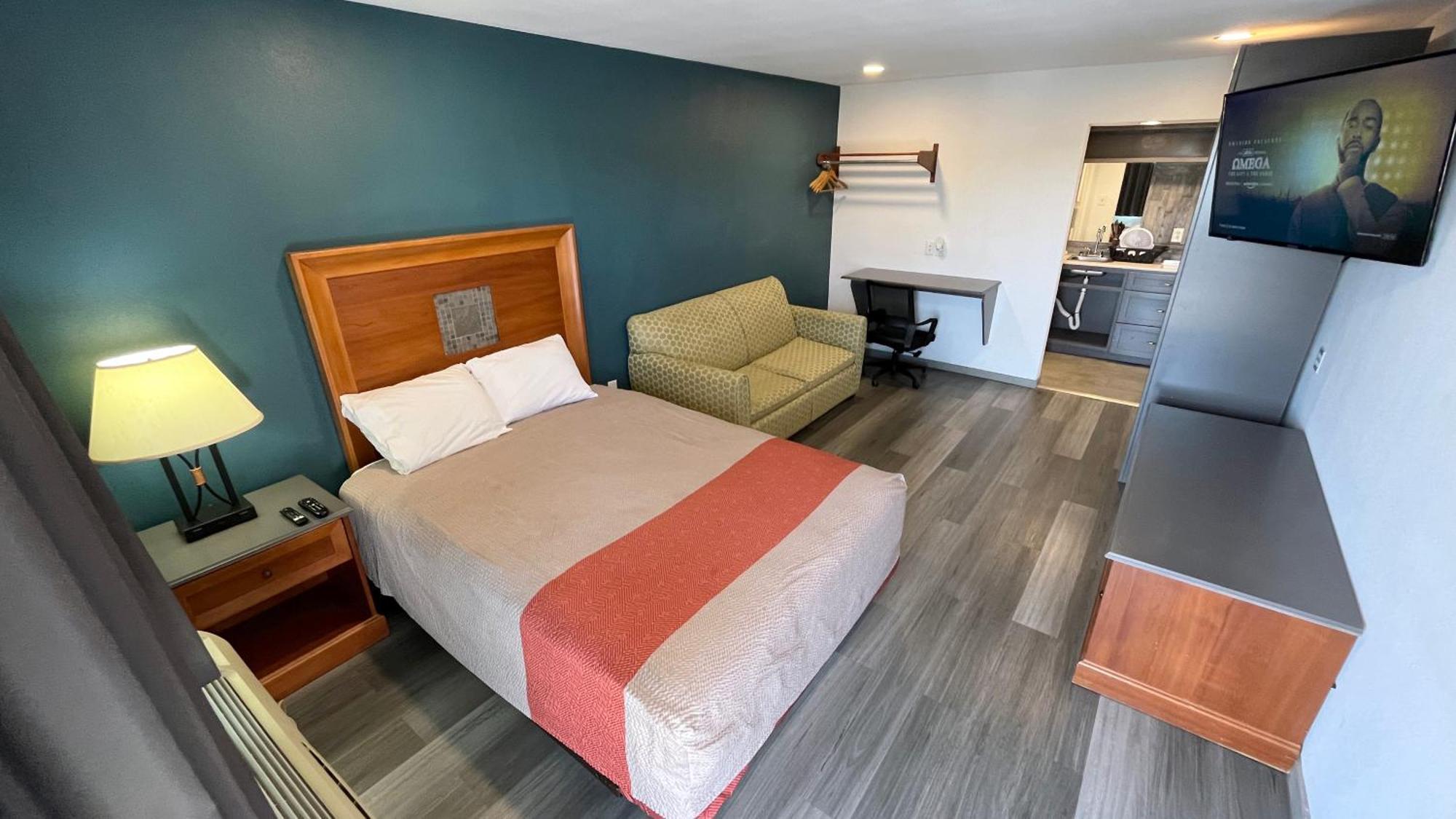 Town Place Studio Apartment Snyder Екстериор снимка